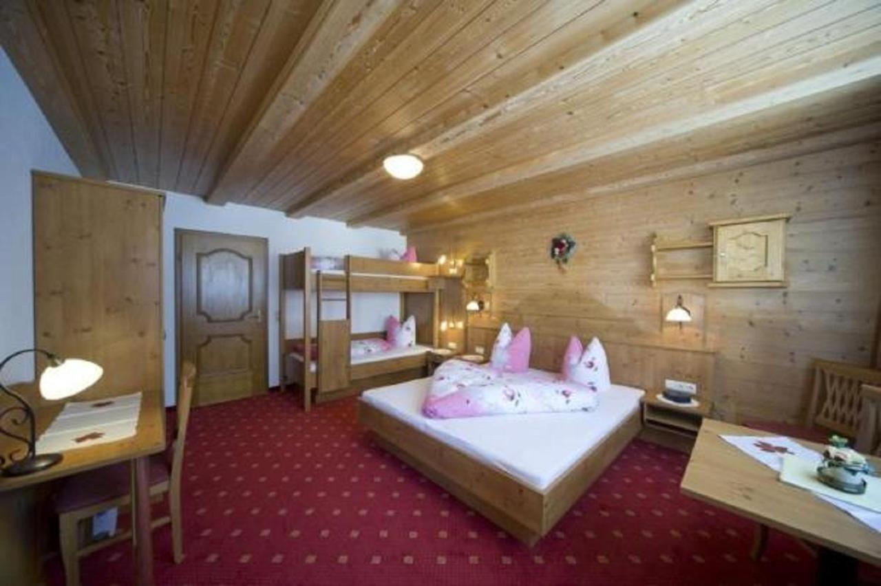 Gaestehaus Alpenblick Berwang Dış mekan fotoğraf